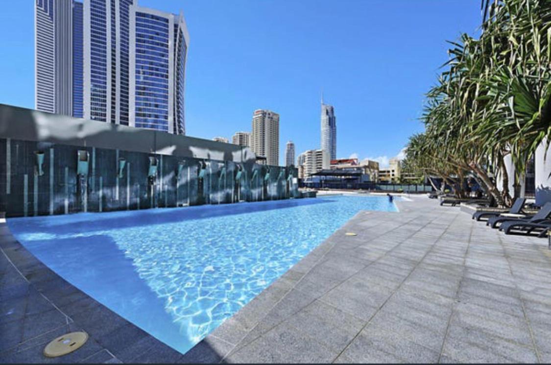 Circle On Cavill Sub Penthouse W/ 4 Bedrooms Gold Coast Exterior foto